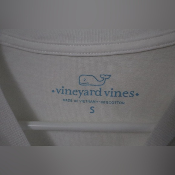 Vineyard Vines Men’s Long Sleeve Tee – First Chair Last Call Penguin - Picture 5 of 5